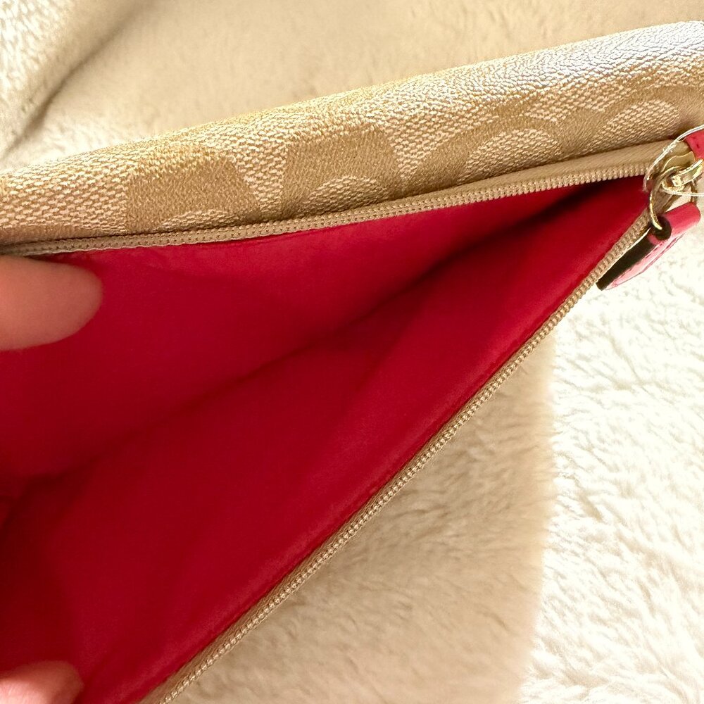 Coach Peyton Signature Monogram Continental Wallet - Picture 5 of 13